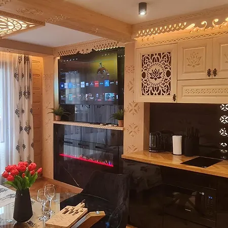 شقة Giewont - Luxury Regional With A Bathtub And A View Of The Tatra Mountains زاكوباني