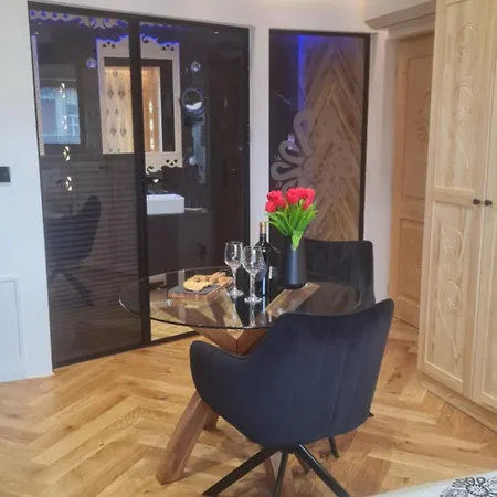 Giewont - Luxury Regional With A Bathtub And A View Of The Tatra Mountains زاكوباني